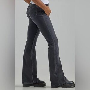 Wrangler Womens High Rise Fierce Flare Jeans Stretchy Black Flared 33 Inseam 18W